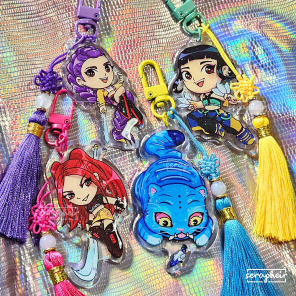KPOPDH Charms